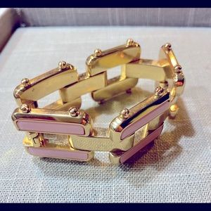 Cabi Linked up bracelet #2025 peachy-pink color GUC